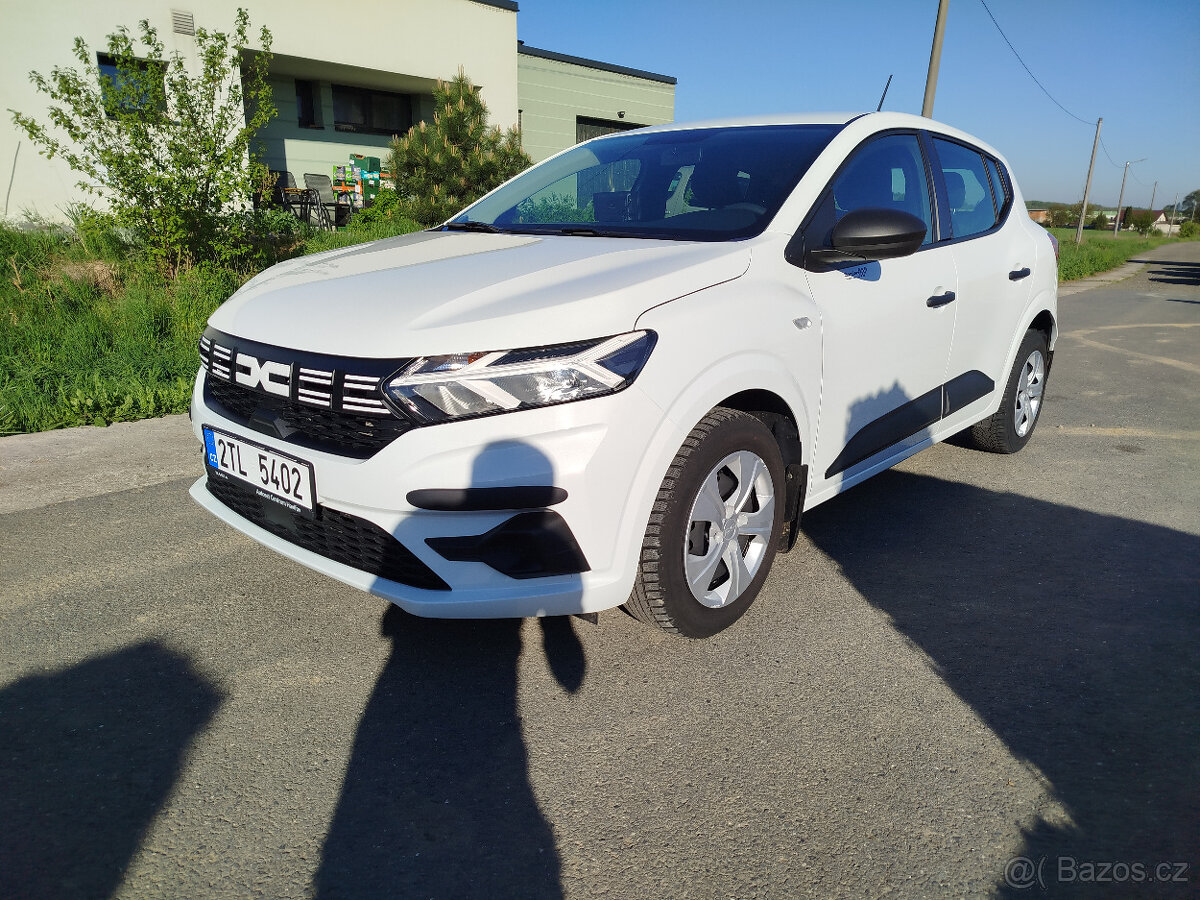 Dacia Sandero, rok 2023, 1.0 Tce, 23 000km, v záruce, klima
