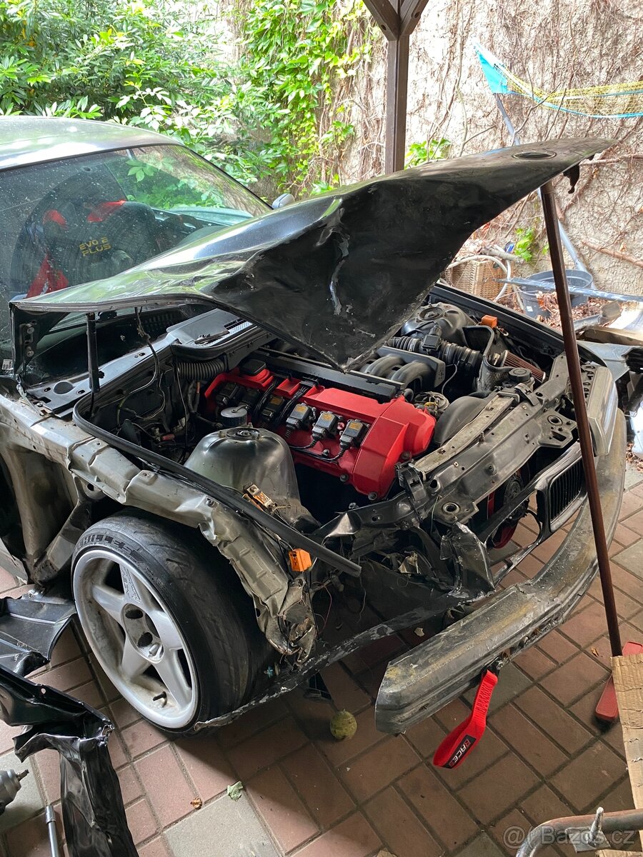 Bmw e36 coupe dily