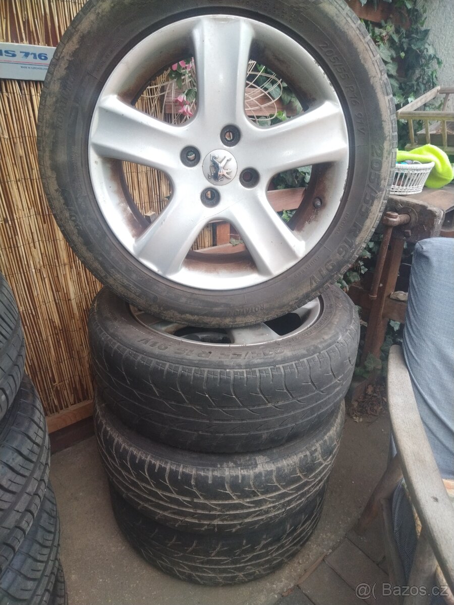 Kola Peugeot 307 205/55