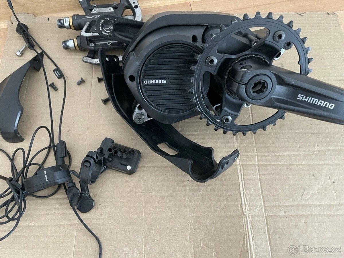 motor Shimano E8000, kabeláž, display, batéria, chip...