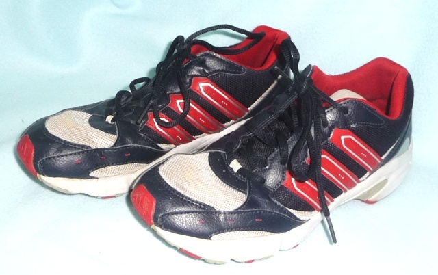 Sportovní boty/sálovky ADIDAS,vel.38 2/3 na nohu vel.37-38