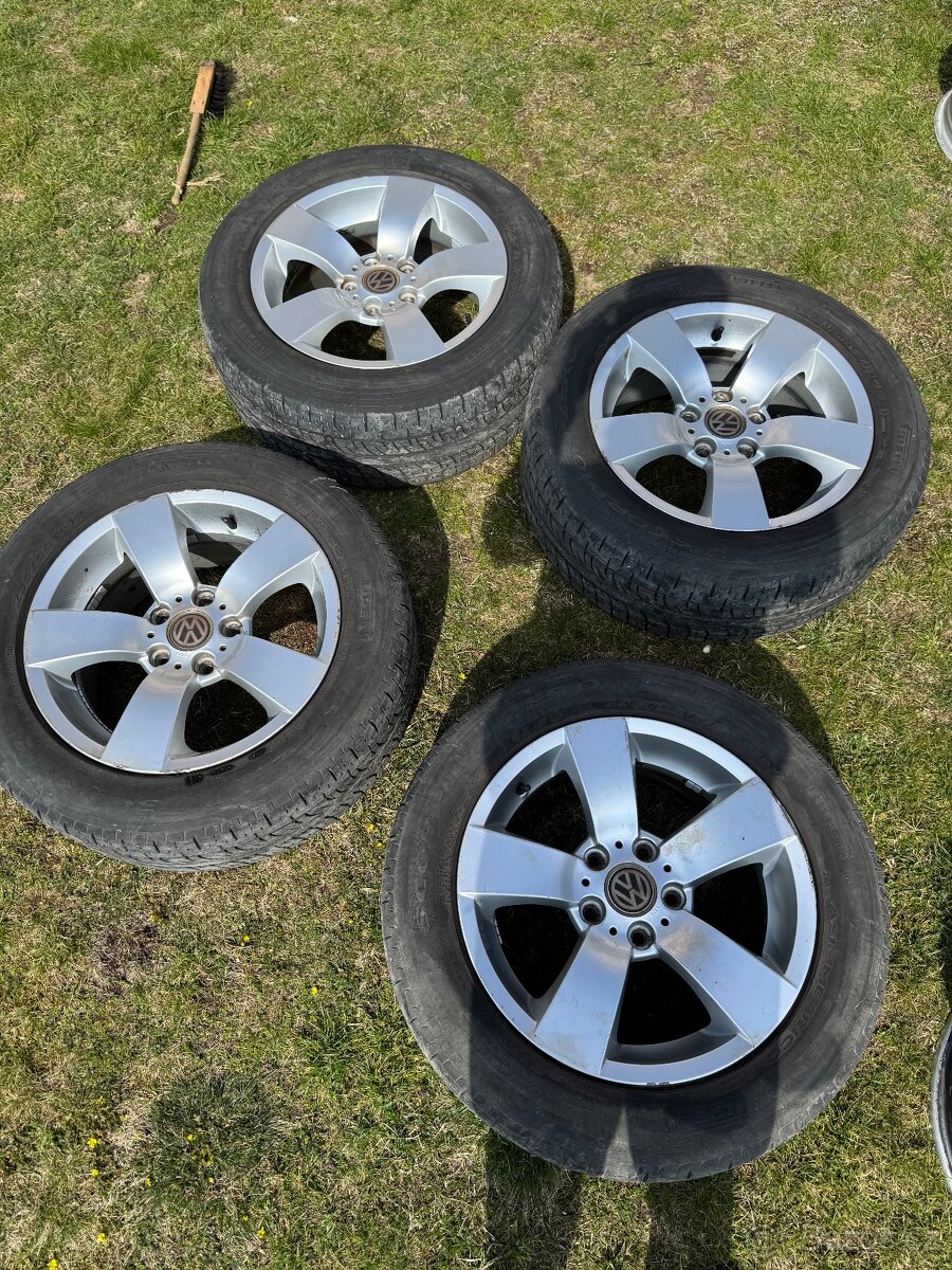 BMW styling 122 235/55/r17