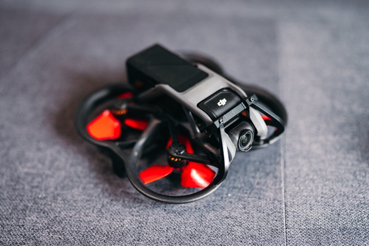 DJI Avata Fly More Combo + DJI Goggles 2