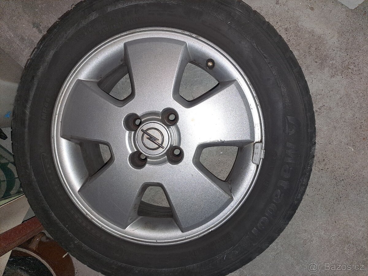 4x disk + letní pneu 195/60 R15