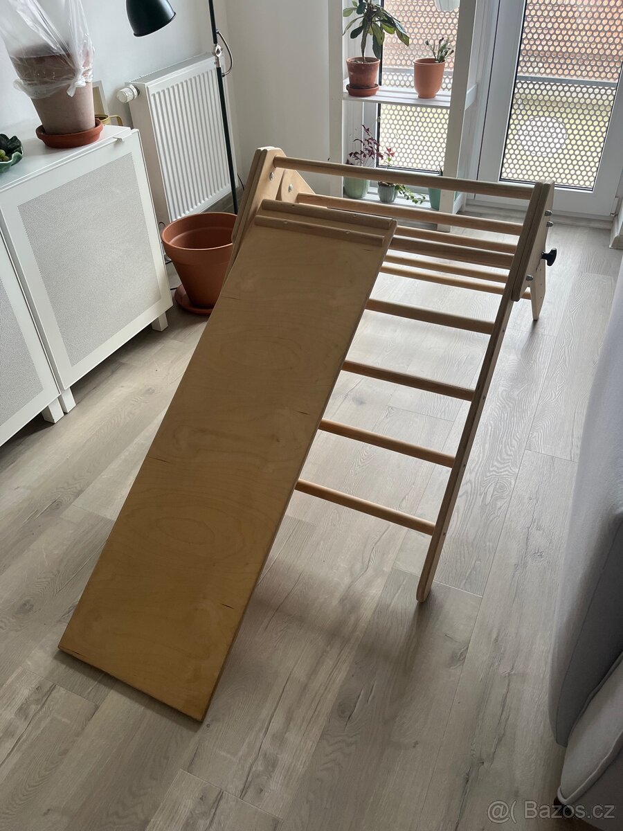 Pikleruv trojuholník zo skluzavkou