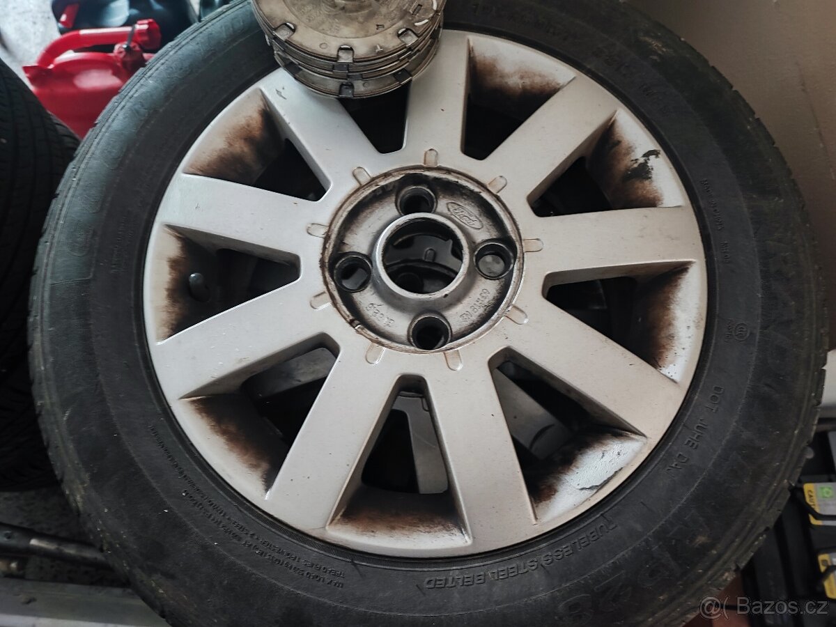 ALU kola Ford fusuon