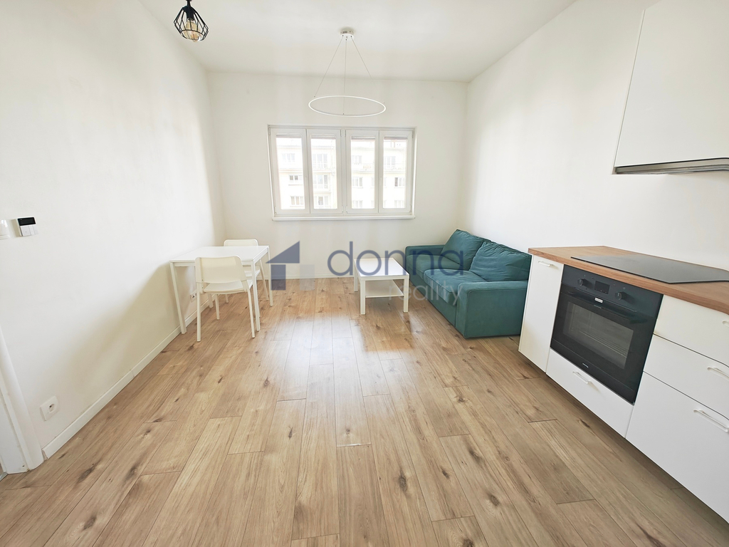 Pronájem bytu 2+kk, 56m2 + balkon 15m2, ul. Hartigova, Praha