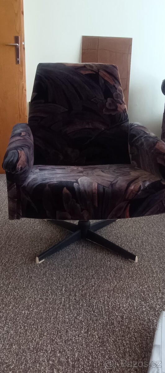 Retro křesílka