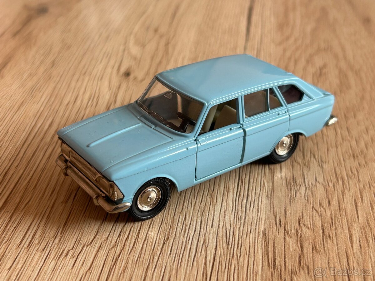 SSSR Iž 1500 kombi 1:43