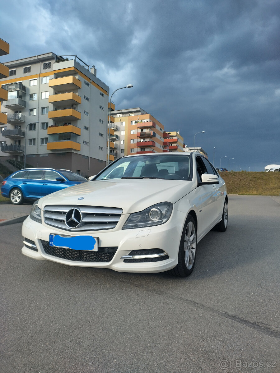Mercedes-Benz Třídy C, 180 CDI Ojeté, 10/2012, 180 000 km