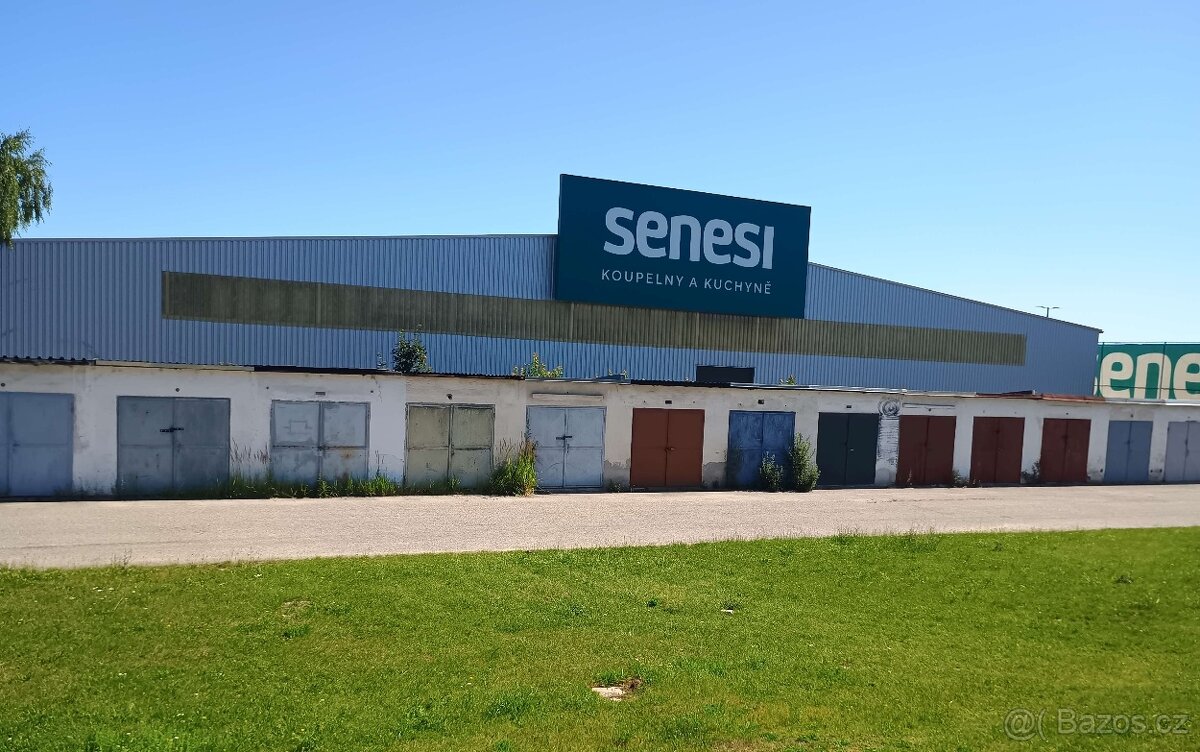 Pronájem garáže Strakonická, České Budějovice poblíž Senesi
