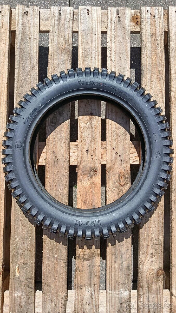 Barum 3,50-16 S9/T2  CZECHOSLOVAKIA Crocs,