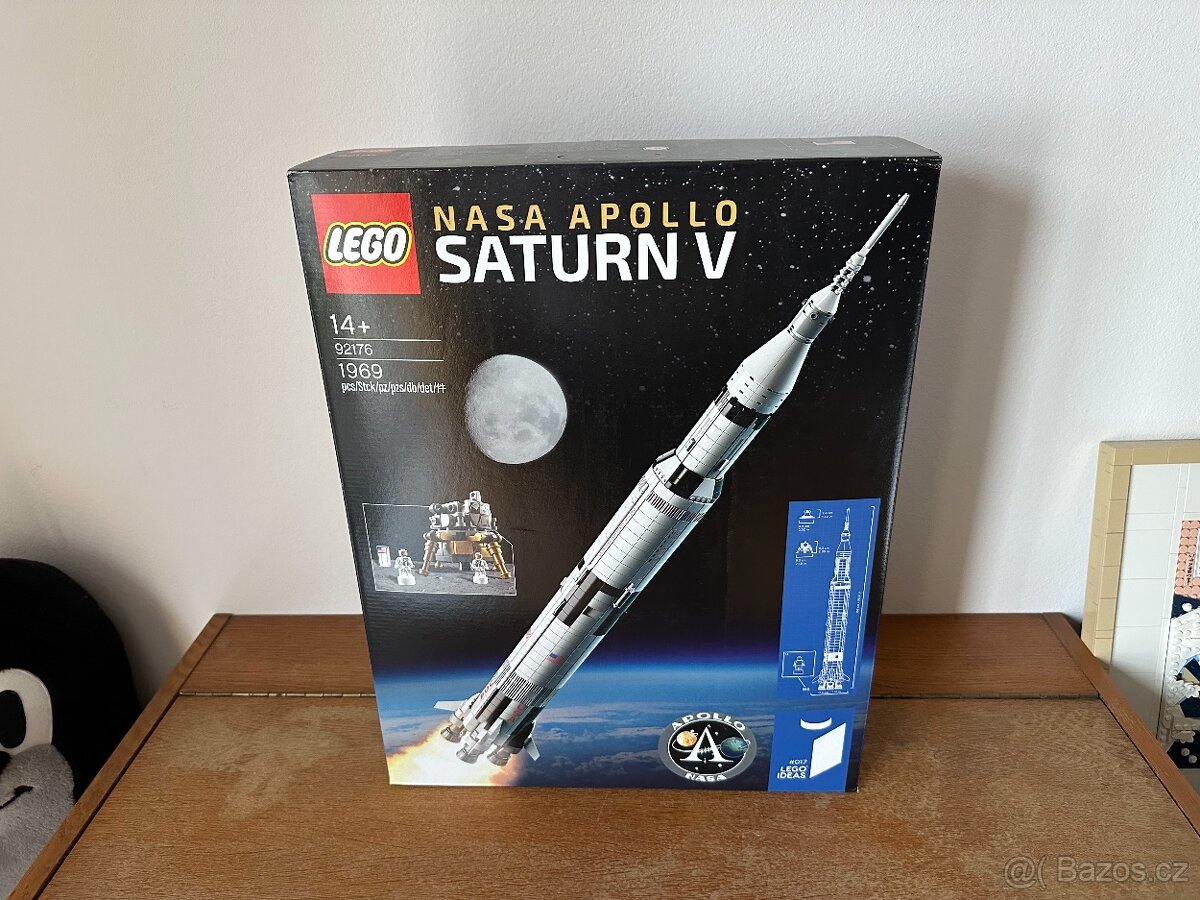LEGO® Ideas 92176 NASA Apollo Saturn V