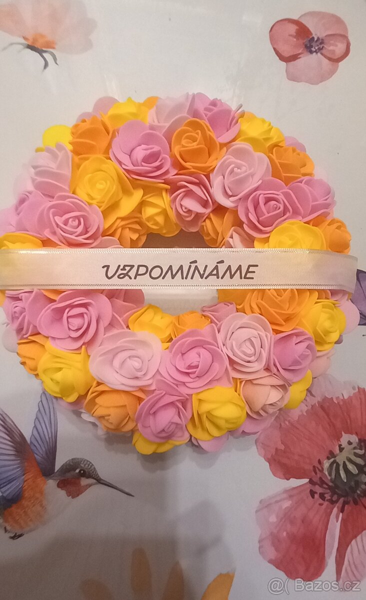 Věnec na hrob nebo dekoraci