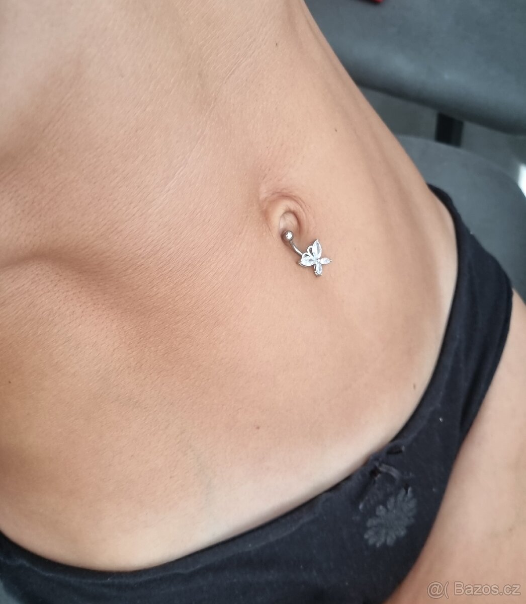 Piercing do břicha pupíku nový chirurgická ocel motýlek