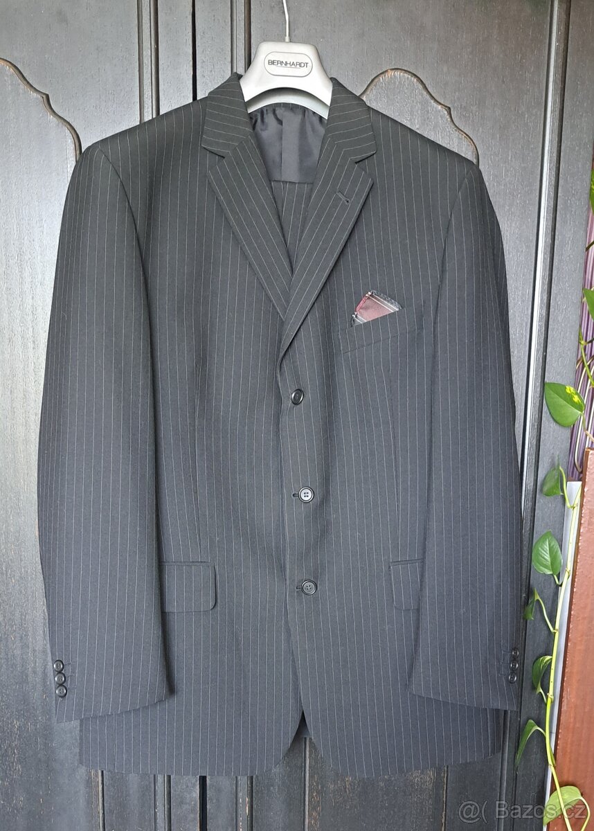 Pánský oblek vel.52