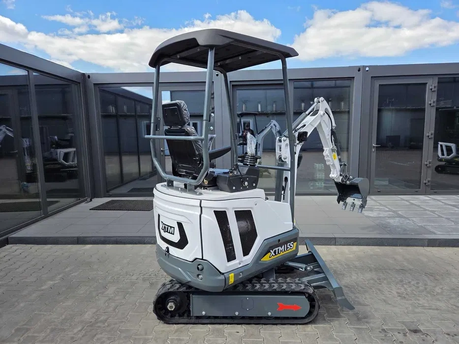 Minibagr XTM X15 bez kabiny