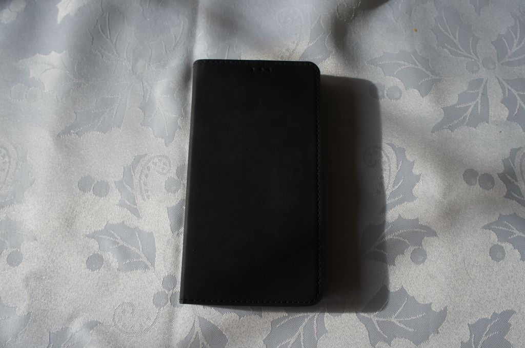 Pouzro na Asus Zenfone 10