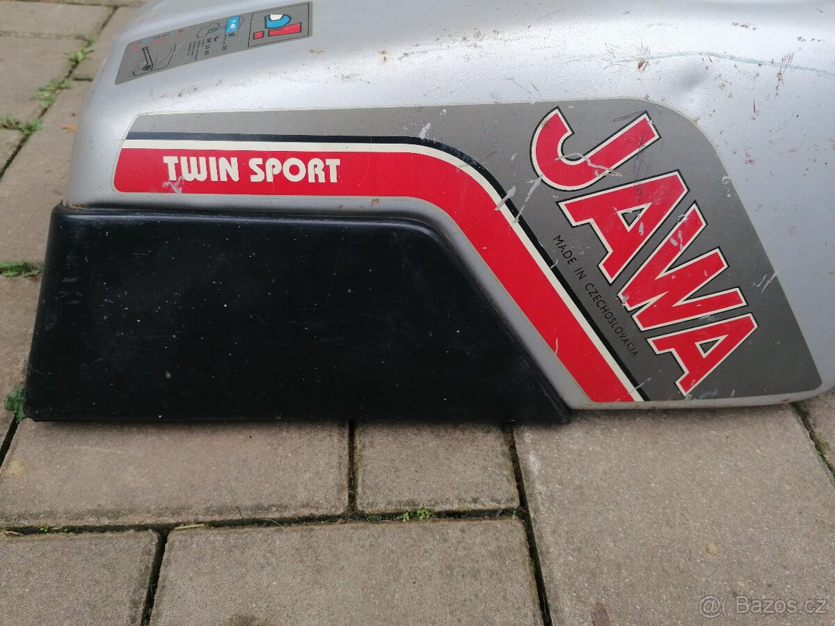 Predám nádrž na Jawa 350/ 638, 639, 632