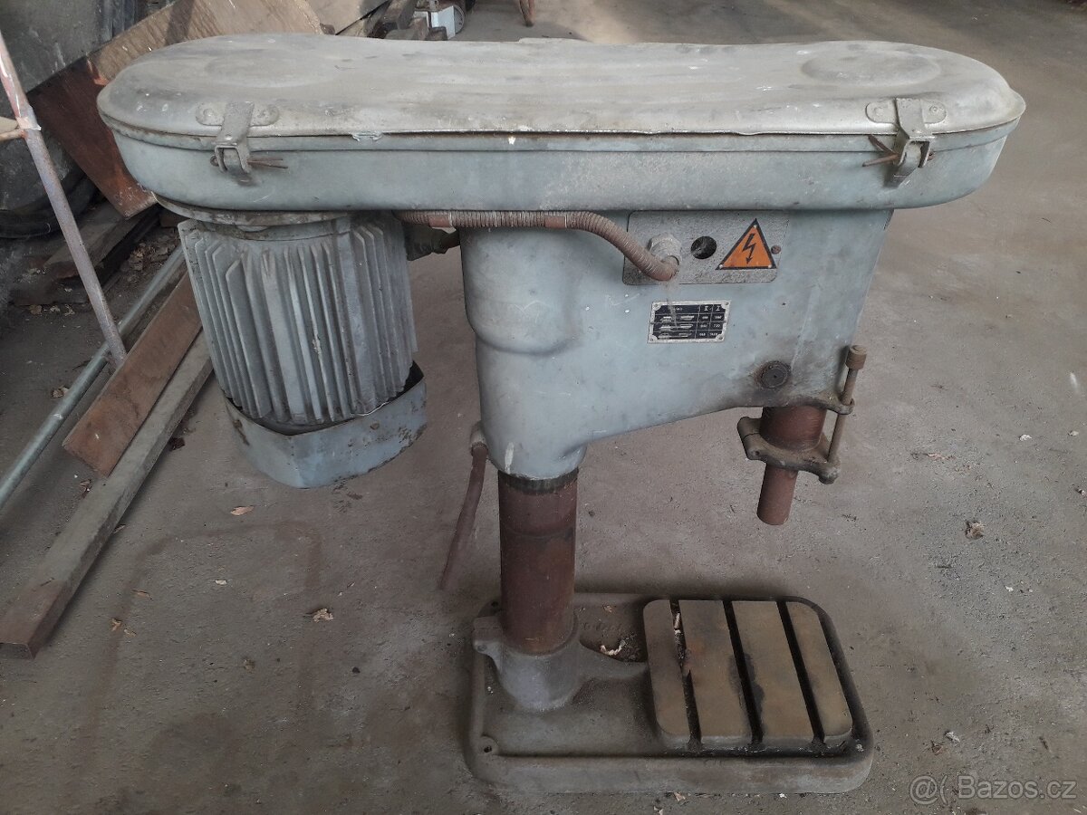 Stolní sloupová vrtačka