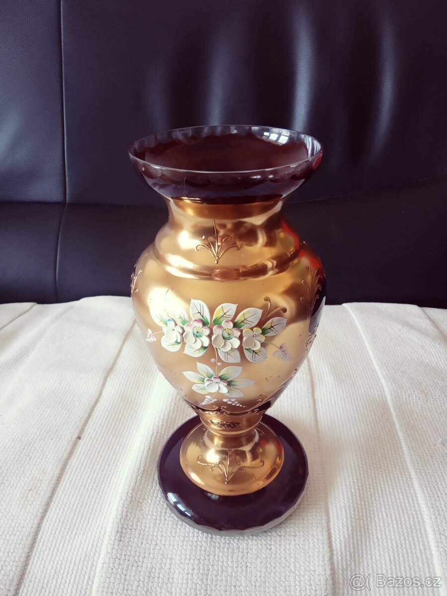 Rubinova vaza Noboborske sklo