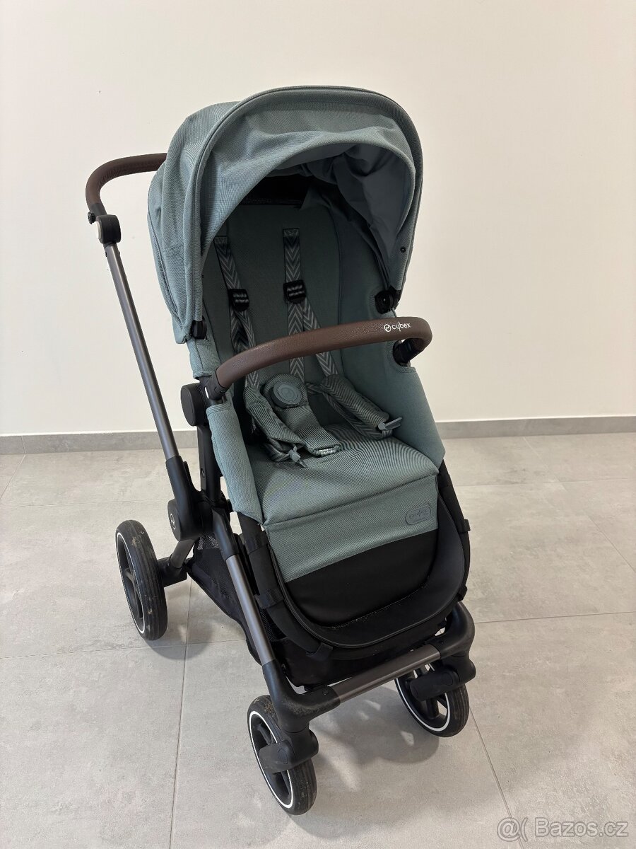 Cybex Eos Lux
