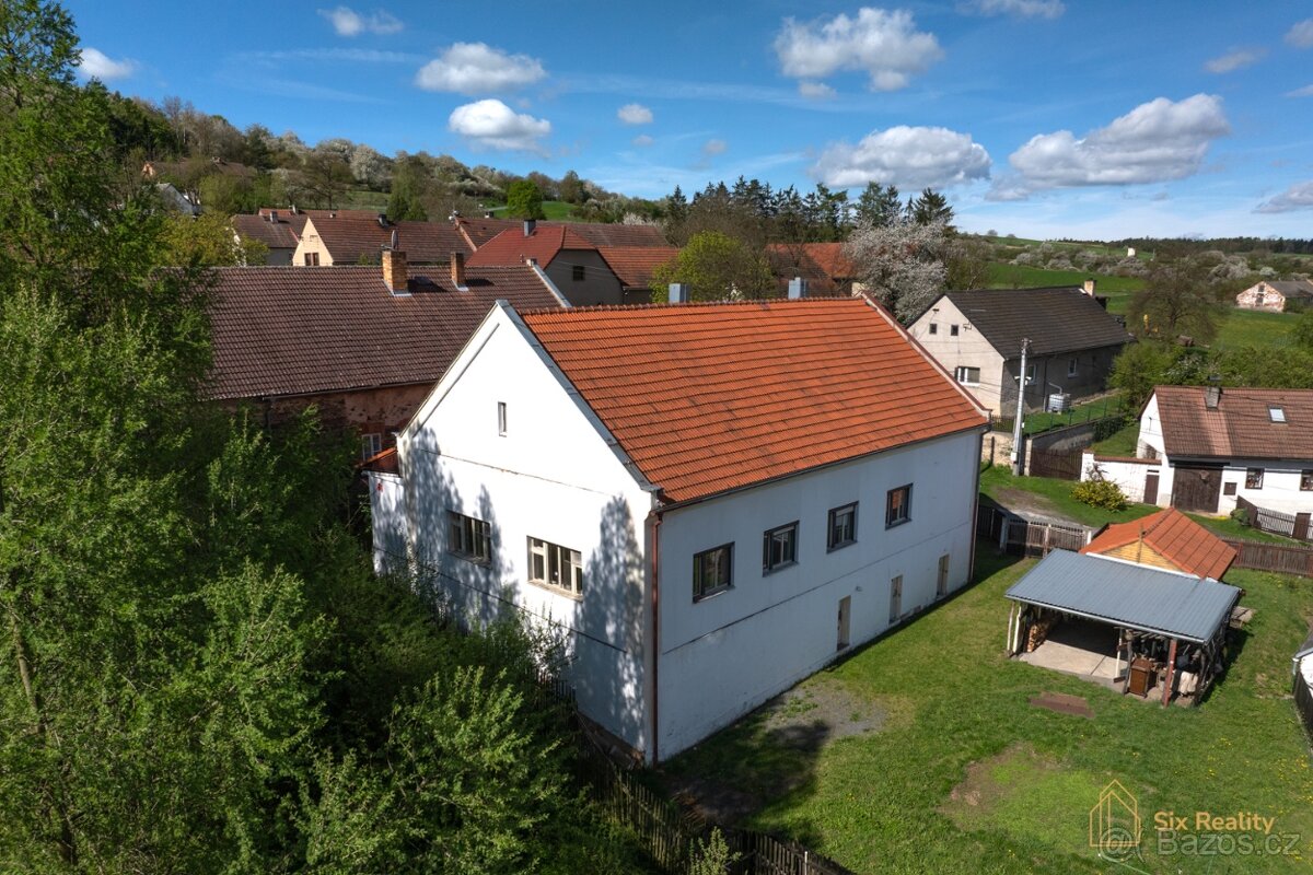 Prodej rodinného domu 436 m² v Ryšíně, pozemek 815 m²