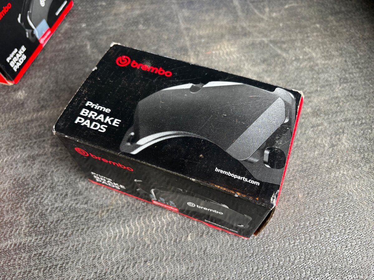 Přední brzdové destičky Brembo pro Alfa Romeo 159 či jiné