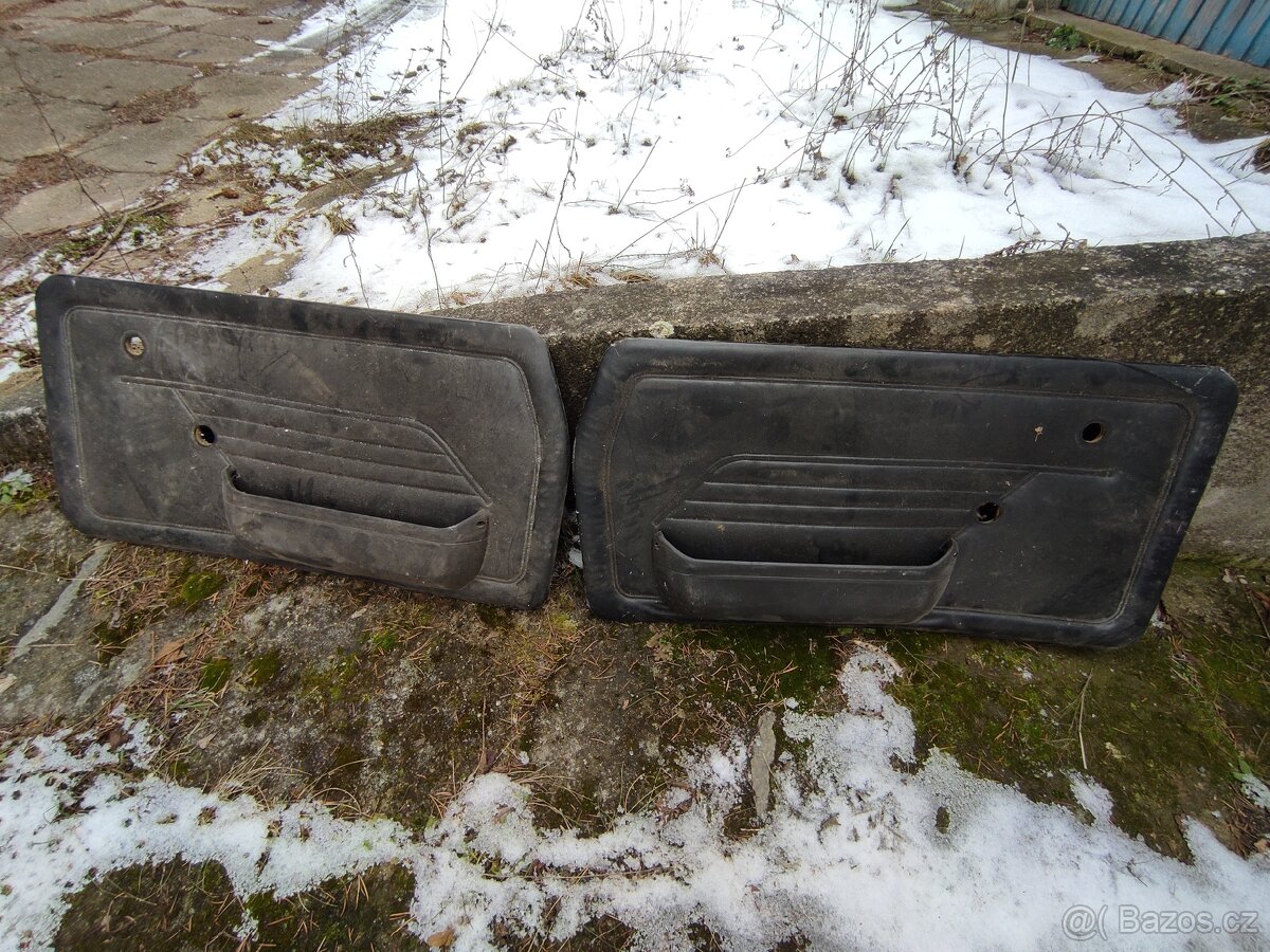 Tapecírunky dveří na Malucha