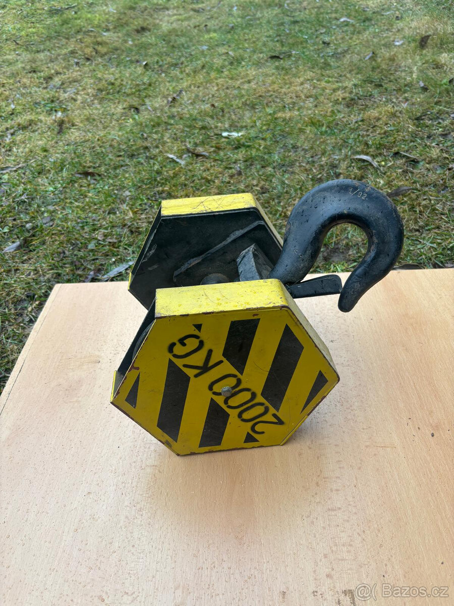 Průmyslový Kladkostroj-Kočka