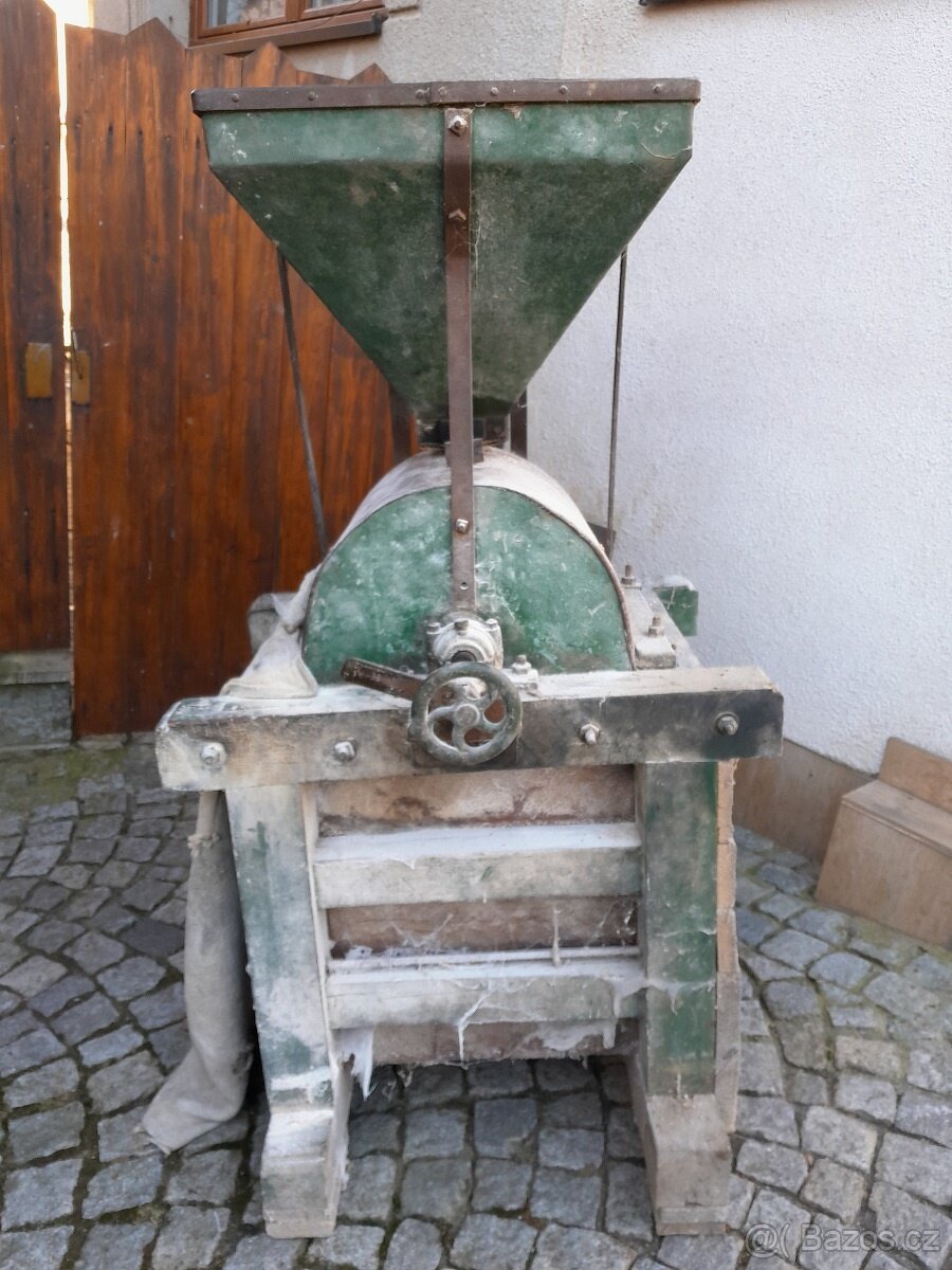 Kamenný šrotovník