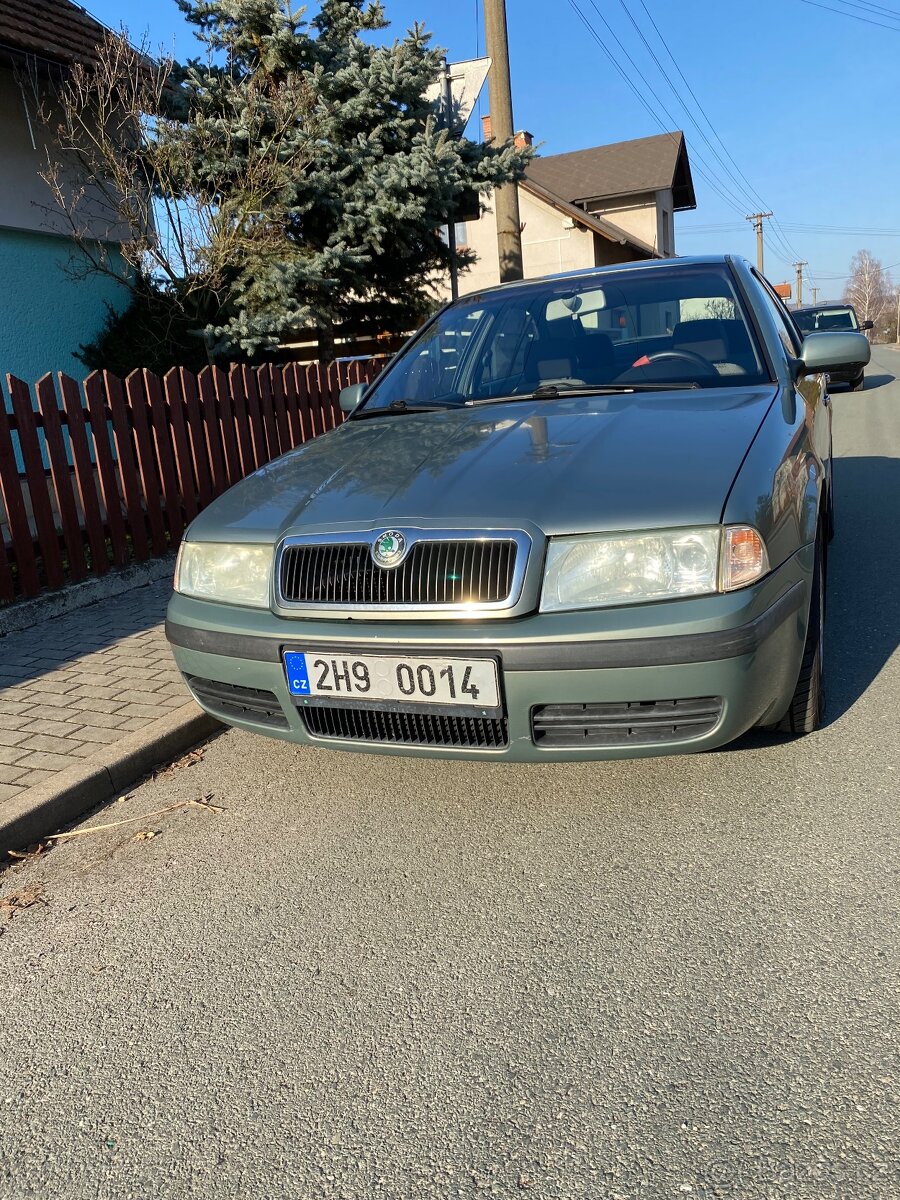 Škoda Octavia 1