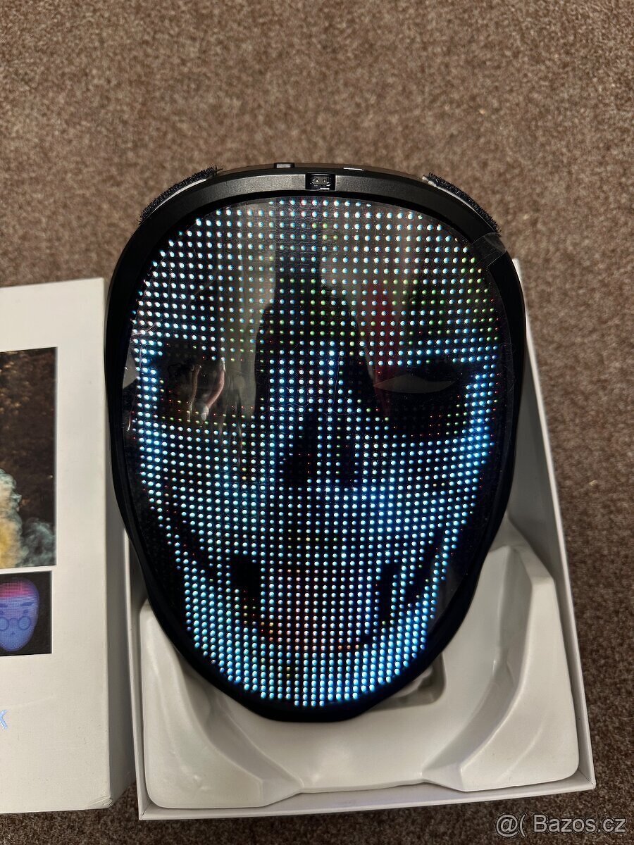 Prodám USB dobíjecí programovatelnou LED masku.