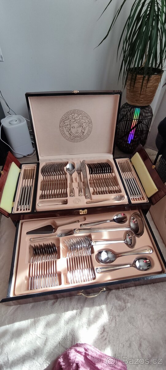 Luxusní příborový set
