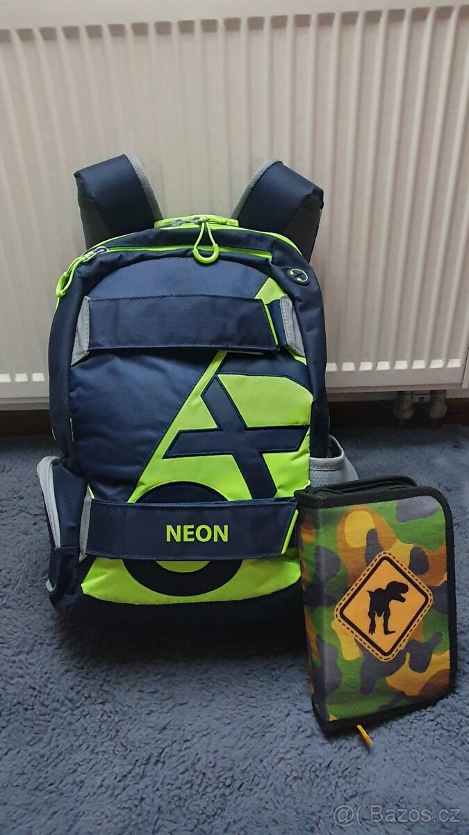 Školní batoh Oxybag Neo + penál
