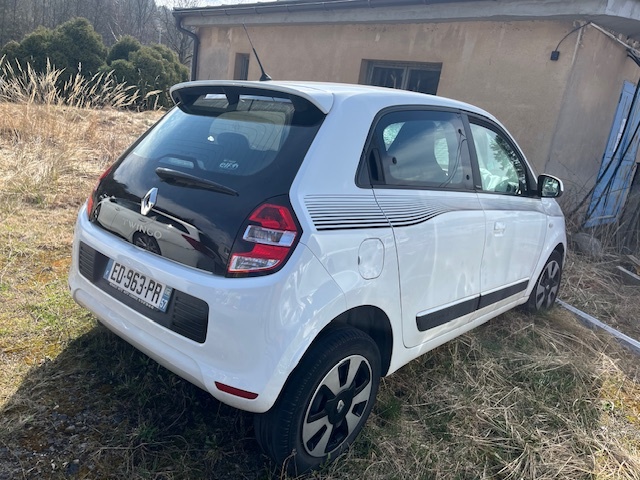 Prodám Renault Twingo , rv2017,naj.67tkm,havarované