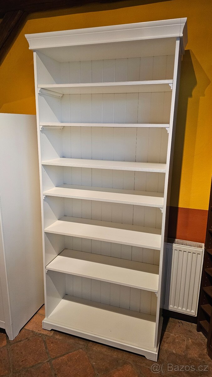 Knihovna IKEA - bílá