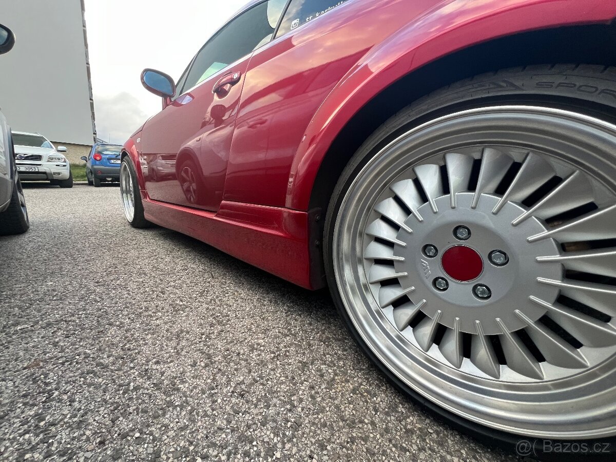 Ispiri a dunlop zánovní pneu