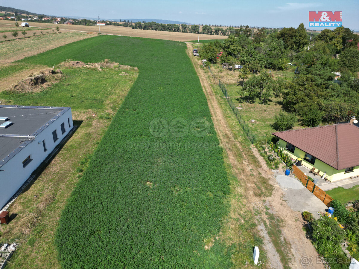Prodej pozemku k bydlení, 700 m², Určice