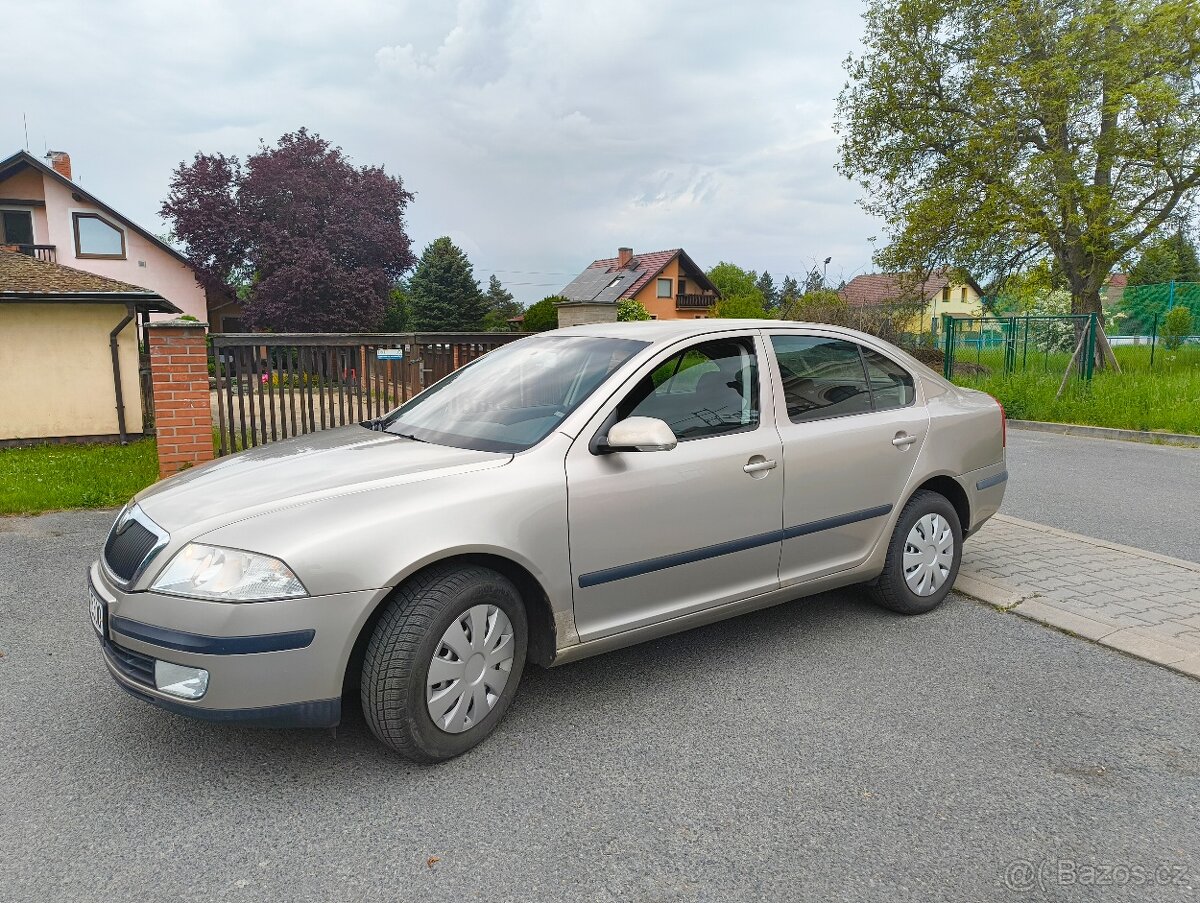 Škoda Octavia 2 1.6i 75kw benzín r.v 2005