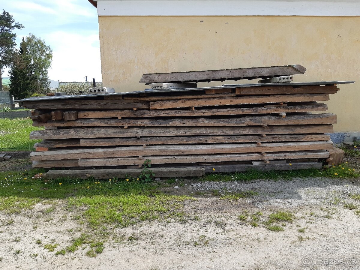 Staré trámy