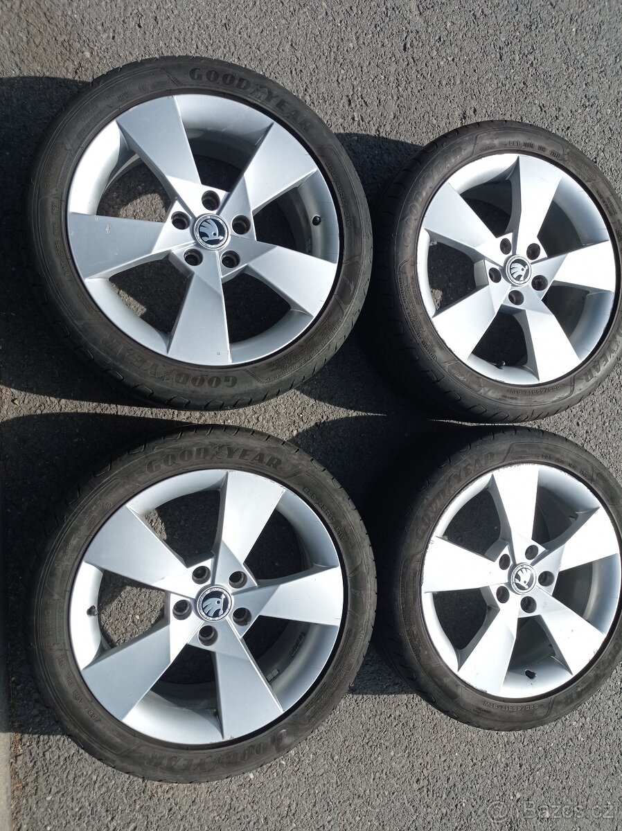 Levné 17" LETNI DENOM ORIGINAL SKODA OCTAVIA III