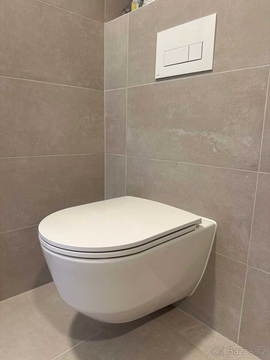 WC Laufen + Alca set s nádržkou