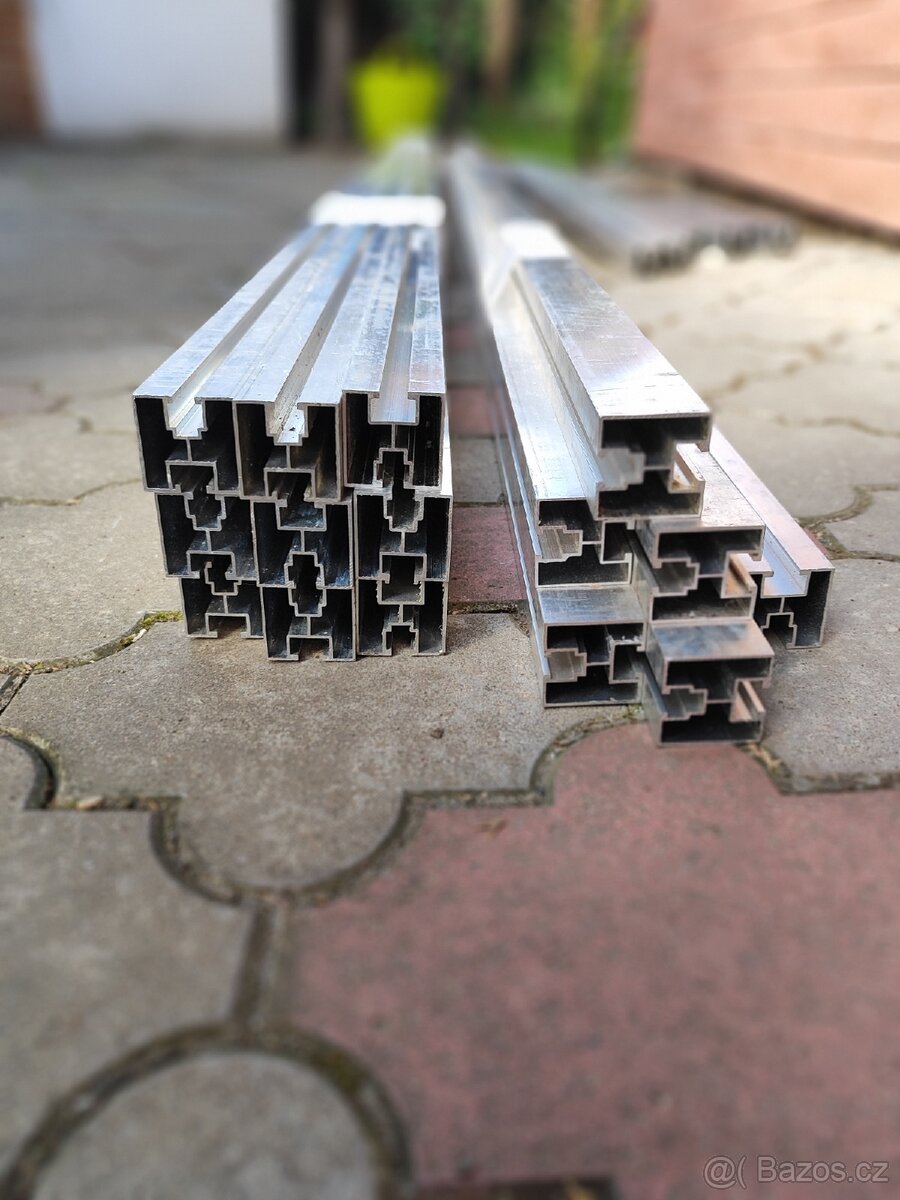 FVE Solární hliníkový profil 40 x 40 délka 330cm