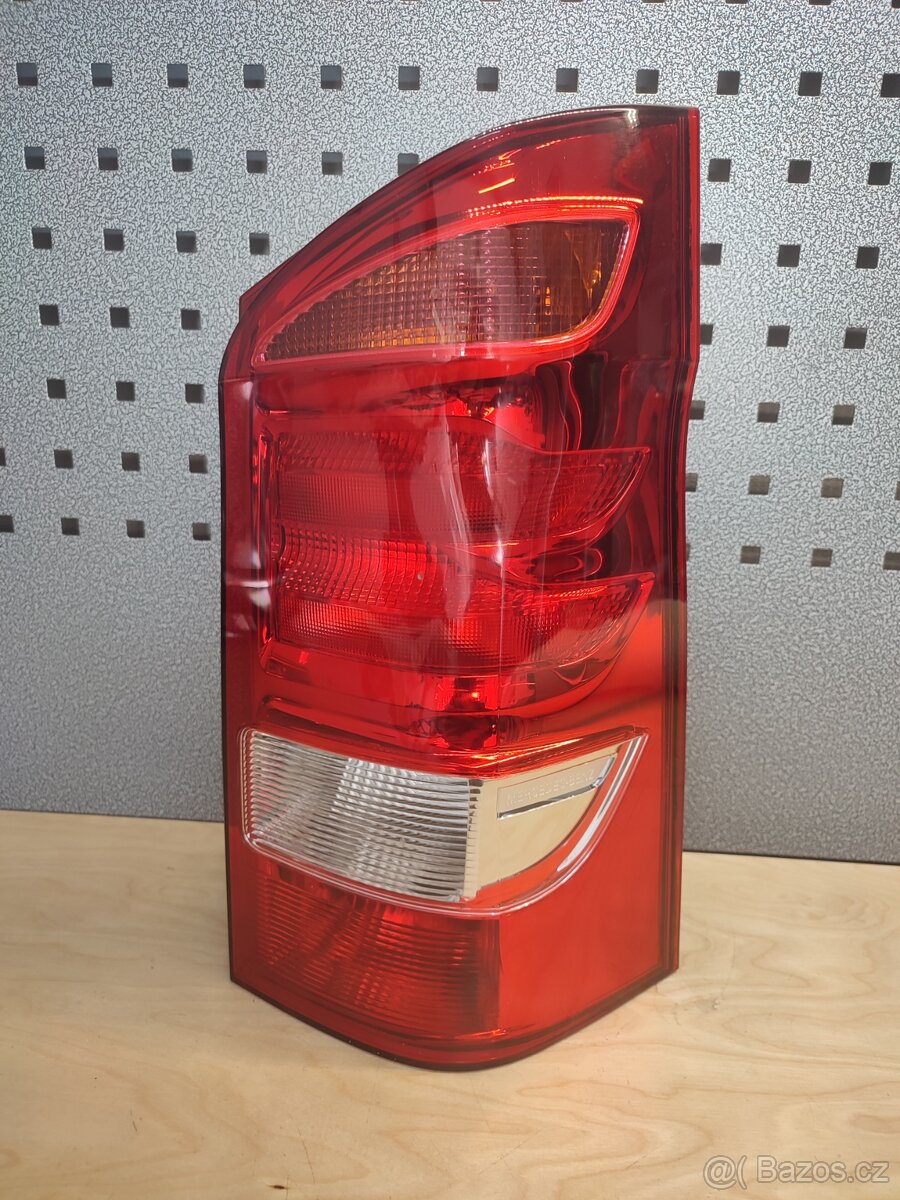 MB Vito W447 světlo