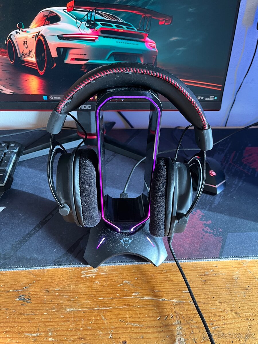 Držak na sluchatka Trust GXT 265 Cintar RGB