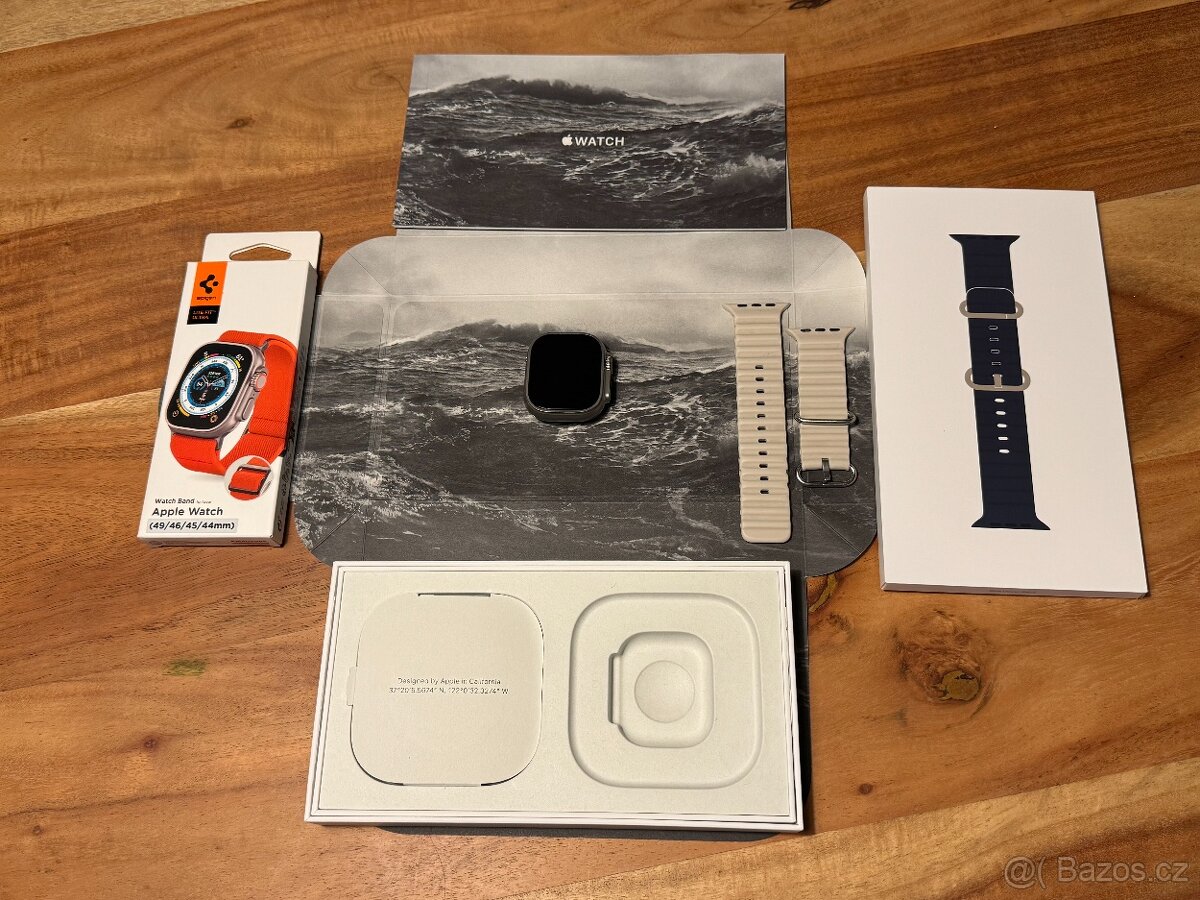 Apple Watch Ultra 2, baterie 94%, kompletní balení