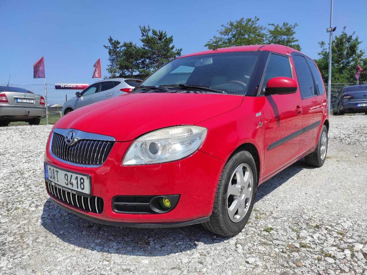 ŠKODA ROOMSTER - PĚKNÝ, KLIMATIZACE