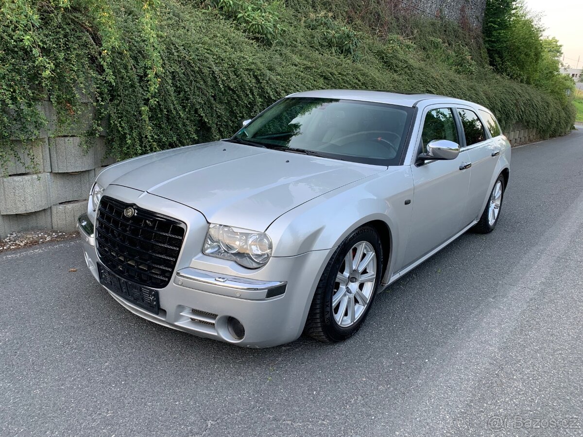 Chrysler 300C 3.0 CRD combi