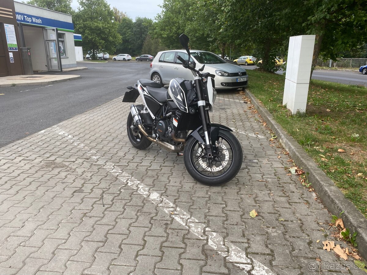 KTM DUKE 690 2017 neuškrcené na kw